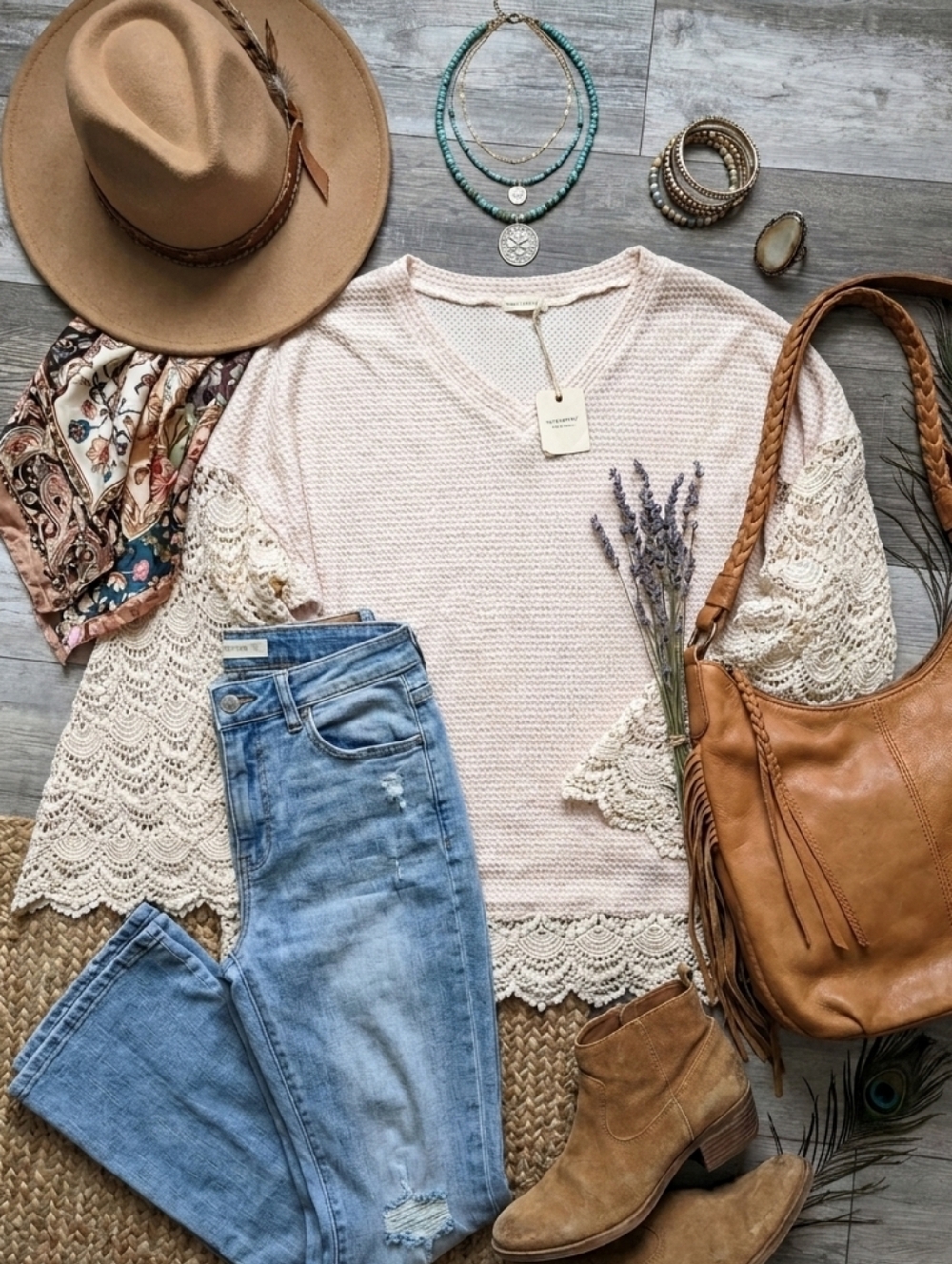 Andthewhy | Boho Oversized Waffle Knit, Bell-sleeve Lace Detailed Top Sz Lg *NWT